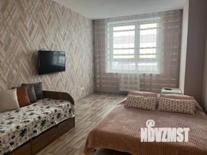 Студия квартира, посуточно, 39м2, 17/19 этаж