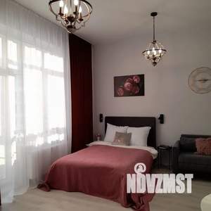 Студия квартира, посуточно, 30м2, 5/8 этаж