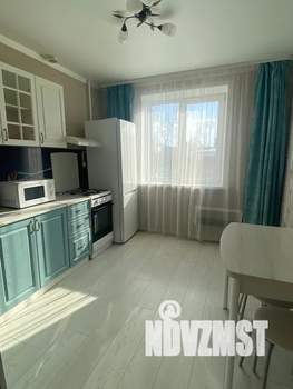 1-к квартира, посуточно, 38м2, 6/10 этаж