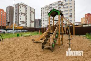 1-к квартира, посуточно, 43м2, 4/9 этаж