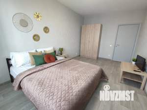 2-к квартира, посуточно, 43м2, 8/25 этаж