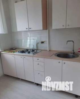 1-к квартира, посуточно, 32м2, 3/5 этаж