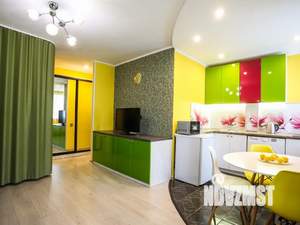 Студия квартира, посуточно, 35м2, 4/5 этаж