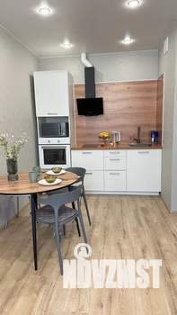 1-к квартира, посуточно, 42м2, 3/6 этаж