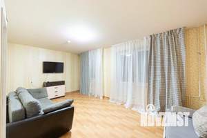 2-к квартира, посуточно, 53м2, 1/1 этаж