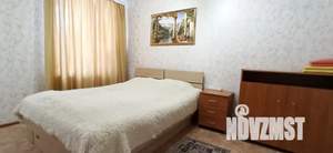 Студия квартира, посуточно, 24м2, 1/25 этаж