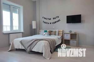 1-к квартира, посуточно, 32м2, 14/25 этаж