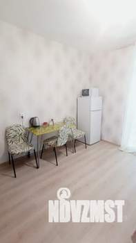 1-к квартира, посуточно, 43м2, 4/25 этаж