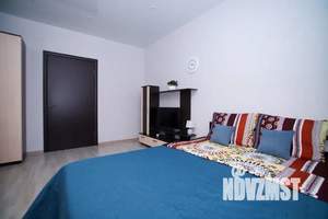 1-к квартира, посуточно, 43м2, 8/17 этаж