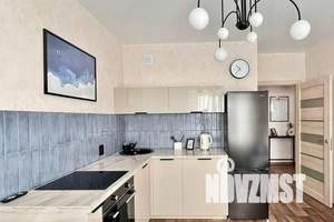 1-к квартира, посуточно, 35м2, 6/18 этаж