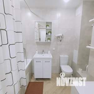 Студия квартира, посуточно, 30м2, 7/18 этаж