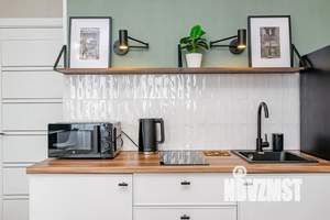 Студия квартира, посуточно, 30м2, 23/25 этаж