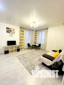 2-к квартира, посуточно, 45м2, 21/25 этаж