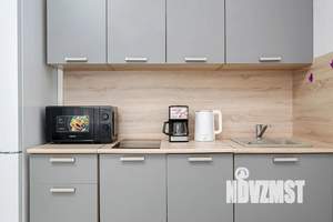 1-к квартира, посуточно, 43м2, 4/9 этаж