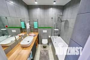 1-к квартира, посуточно, 35м2, 15/25 этаж