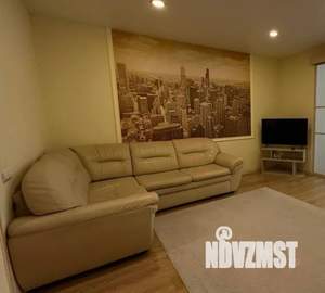 2-к квартира, посуточно, 70м2, 7/25 этаж