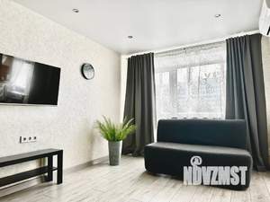 1-к квартира, посуточно, 33м2, 3/5 этаж