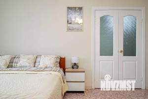 1-к квартира, посуточно, 47м2, 1/1 этаж