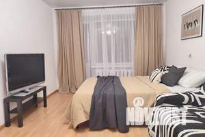 1-к квартира, посуточно, 35м2, 3/9 этаж