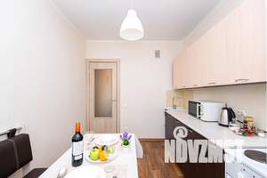 1-к квартира, посуточно, 41м2, 9/16 этаж