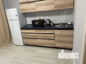 1-к квартира, посуточно, 37м2, 8/10 этаж