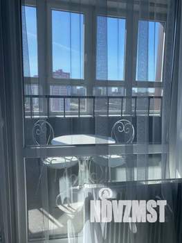 Студия квартира, посуточно, 37м2, 11/25 этаж