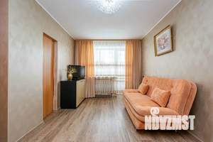 1-к квартира, посуточно, 35м2, 4/5 этаж
