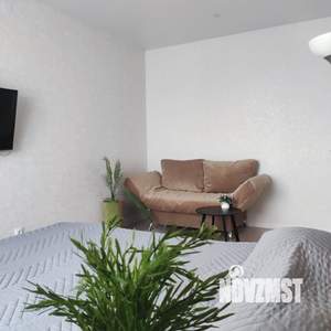 1-к квартира, посуточно, 36м2, 20/25 этаж