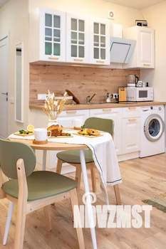 Студия квартира, посуточно, 25м2, 6/9 этаж