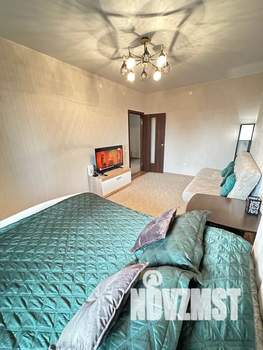 1-к квартира, посуточно, 45м2, 18/25 этаж