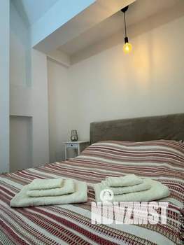 Студия квартира, посуточно, 40м2, 3/3 этаж