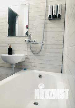 1-к квартира, посуточно, 40м2, 4/16 этаж