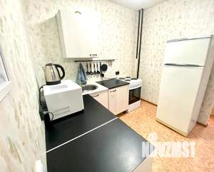 1-к квартира, посуточно, 37м2, 2/13 этаж