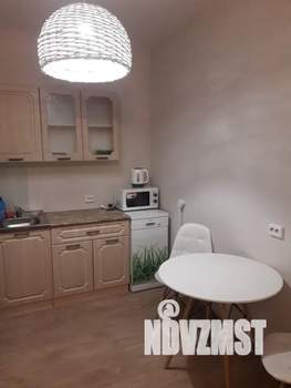 Студия квартира, посуточно, 28м2, 9/25 этаж