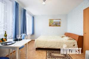 Студия квартира, посуточно, 25м2, 1/25 этаж