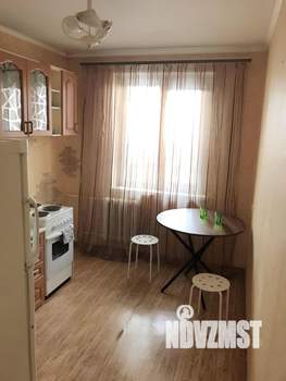 1-к квартира, на длительный срок, 38м2, 10/10 этаж