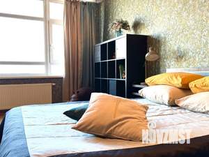 2-к квартира, посуточно, 73м2, 23/25 этаж