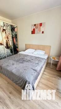 1-к квартира, посуточно, 42м2, 3/6 этаж