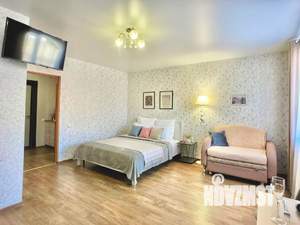 Студия квартира, посуточно, 30м2, 1/10 этаж