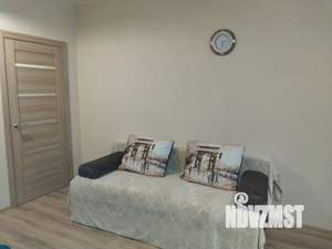 Студия квартира, посуточно, 32м2, 2/8 этаж