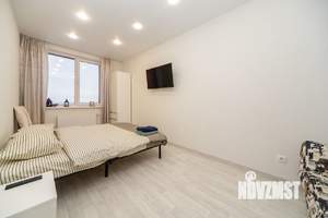 1-к квартира, посуточно, 40м2, 22/26 этаж