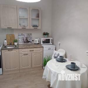 Студия квартира, посуточно, 30м2, 9/25 этаж