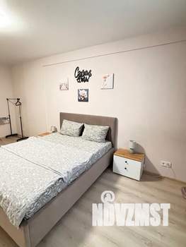 1-к квартира, посуточно, 45м2, 3/25 этаж