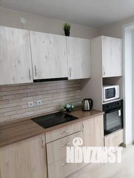 1-к квартира, посуточно, 32м2, 20/26 этаж