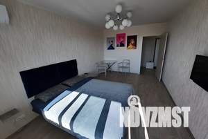 1-к квартира, посуточно, 37м2, 12/17 этаж