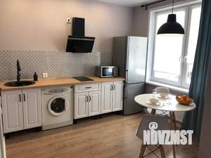 Студия квартира, посуточно, 30м2, 3/19 этаж