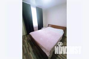 1-к квартира, посуточно, 35м2, 1/9 этаж