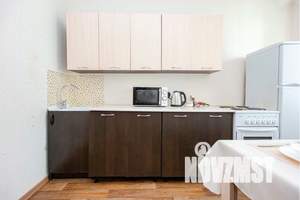 1-к квартира, посуточно, 41м2, 9/16 этаж