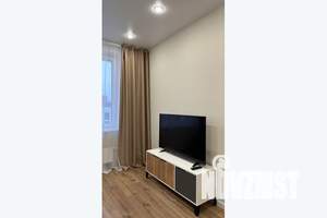 1-к квартира, посуточно, 38м2, 9/25 этаж