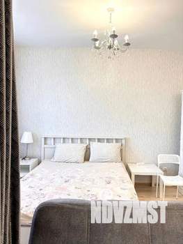 Студия квартира, посуточно, 34м2, 8/33 этаж